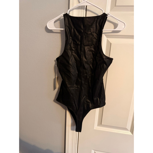Women's GOOD AMERICAN Black Faux Leather Bodysuit Size 0/XS - Picture 6 of 10